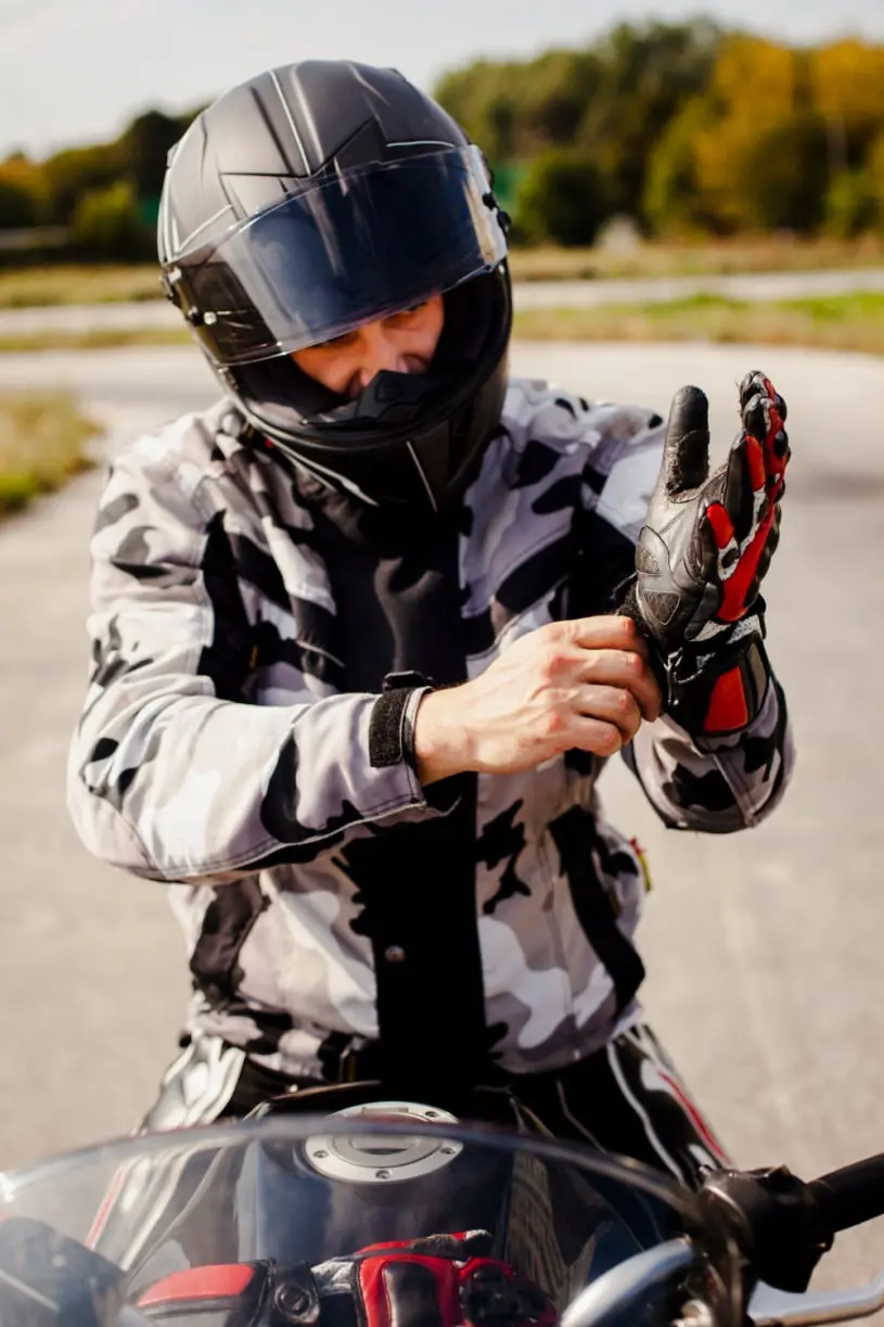 rider wearing gloves